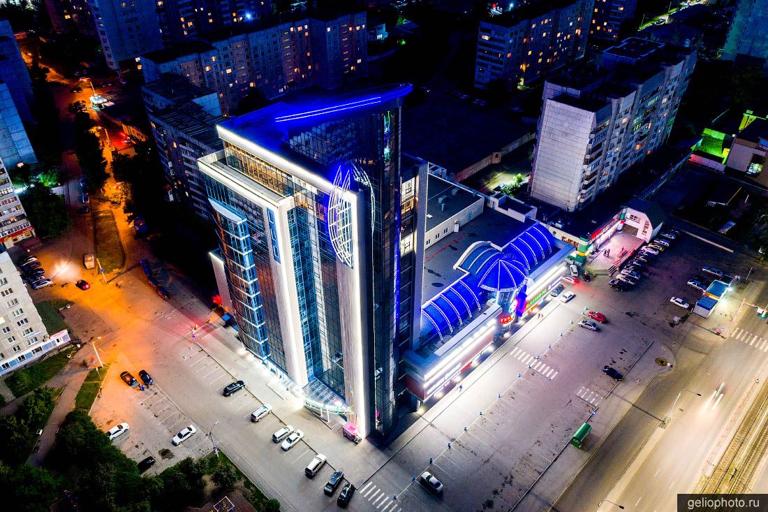 Торгово-офисный центр Гулливер-парк в Барнауле фото