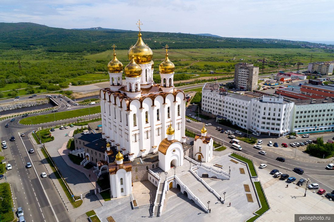 Магаданский Свято-Троицкий Кафедральный собор фото