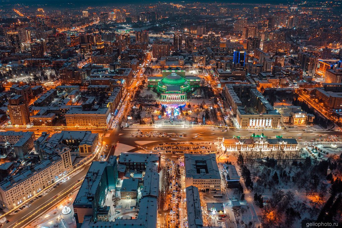 Площадь Ленина в Новосибирске зимой с высоты фото