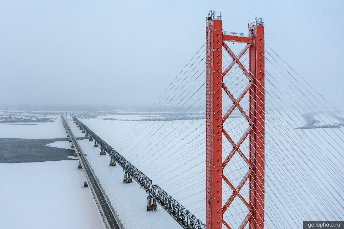 Мост через Обь в Сургуте фото