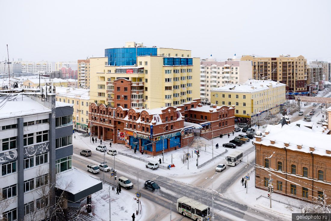 Дом коммунистов в Якутске с высоты фото