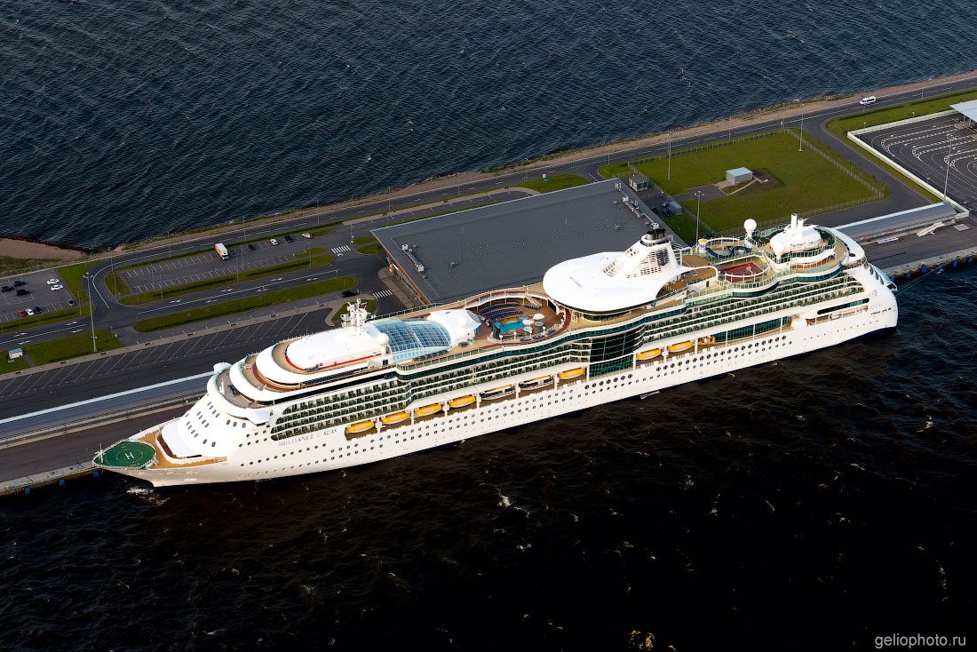 Порт Морской Фасад в Санкт-Петербурге фото