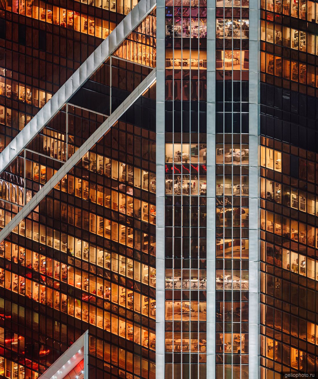 Башня Меркурий в Москва-Сити фото