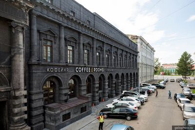 Офисный центр Треугольник в Омске фото