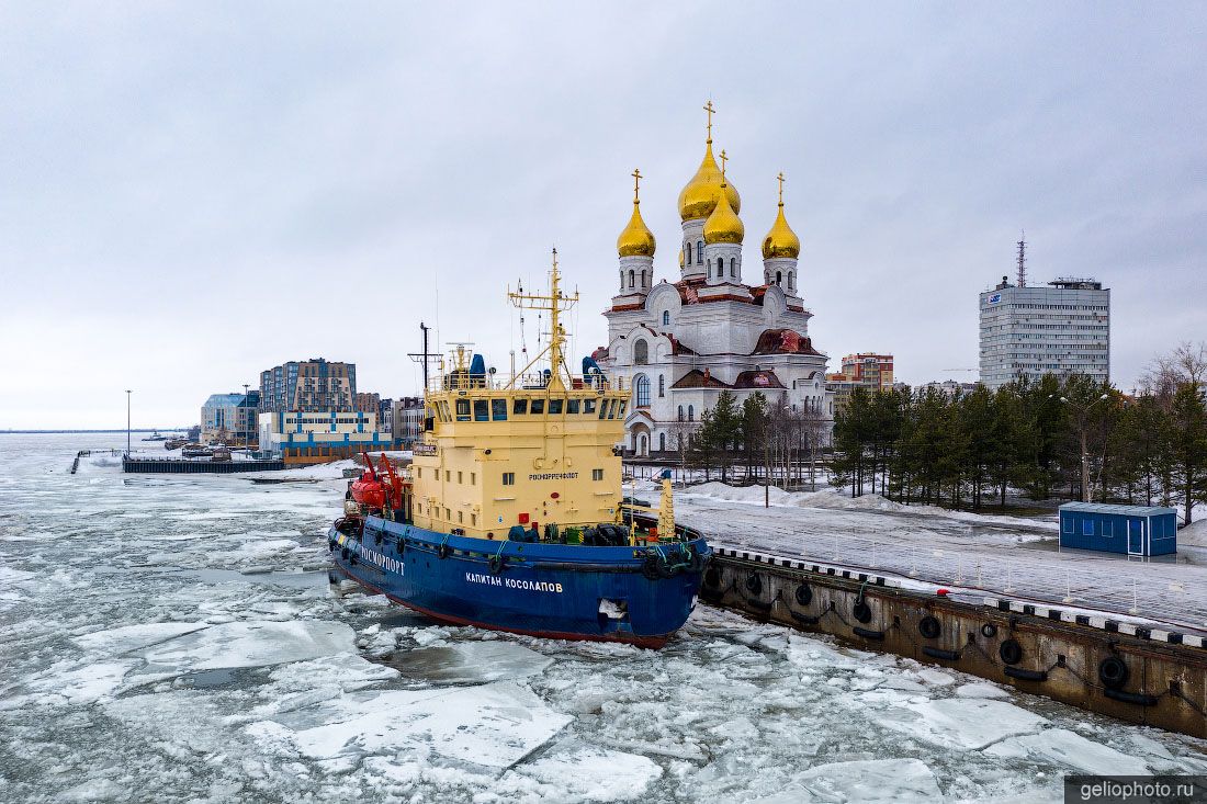 Ледокол Капитан Косолапов в Архангельске фото