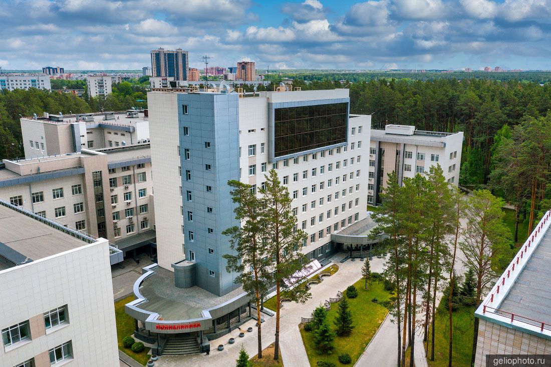 НМИЦ академика Мешалкина в Новосибирске фото