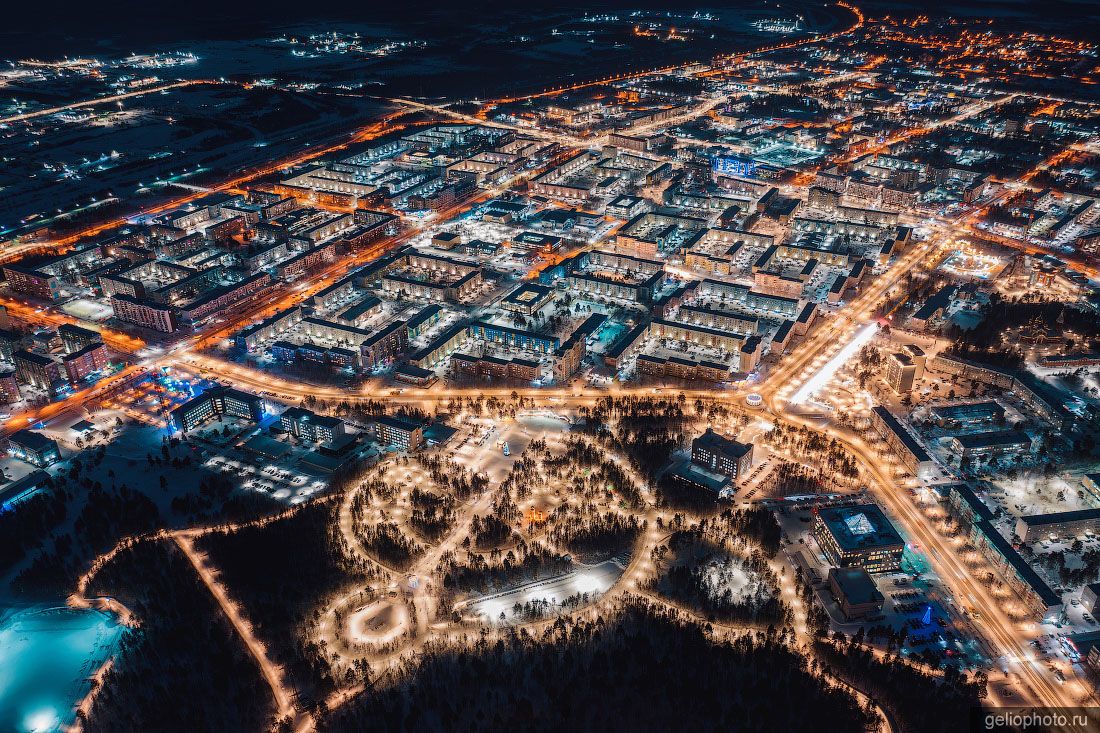 Ночной Ноябрьск с высоты фото