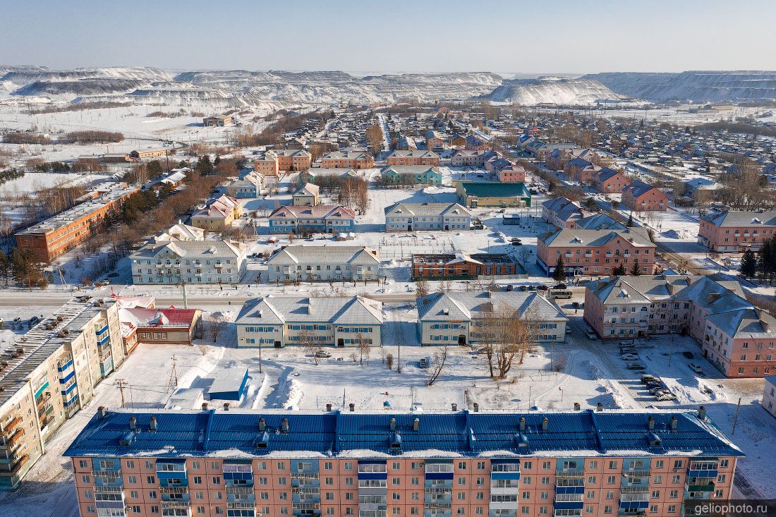 Жилые дома в посёлке Краснобродский на Кузбассе фото