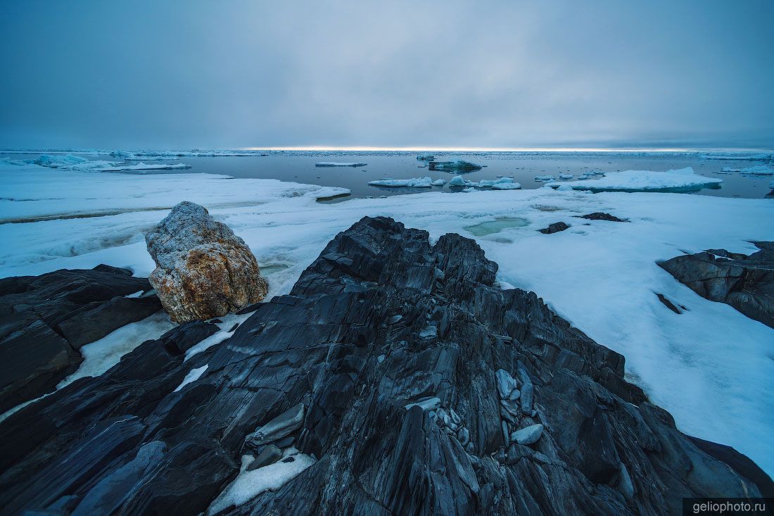 Вид на Северный Ледовитый океан с мыса Челюскин фото
