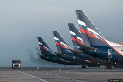 Самолёты Boeing 737-800 Аэрофлота в аэропорту Красноярска фото