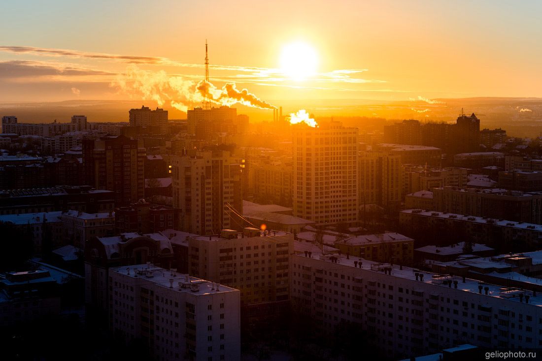 Уфа с высоты на закате фото