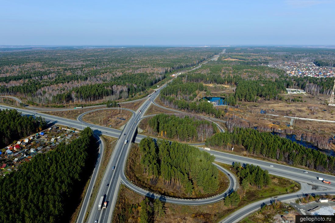 Автомобильная развязка на ЕКАД фото