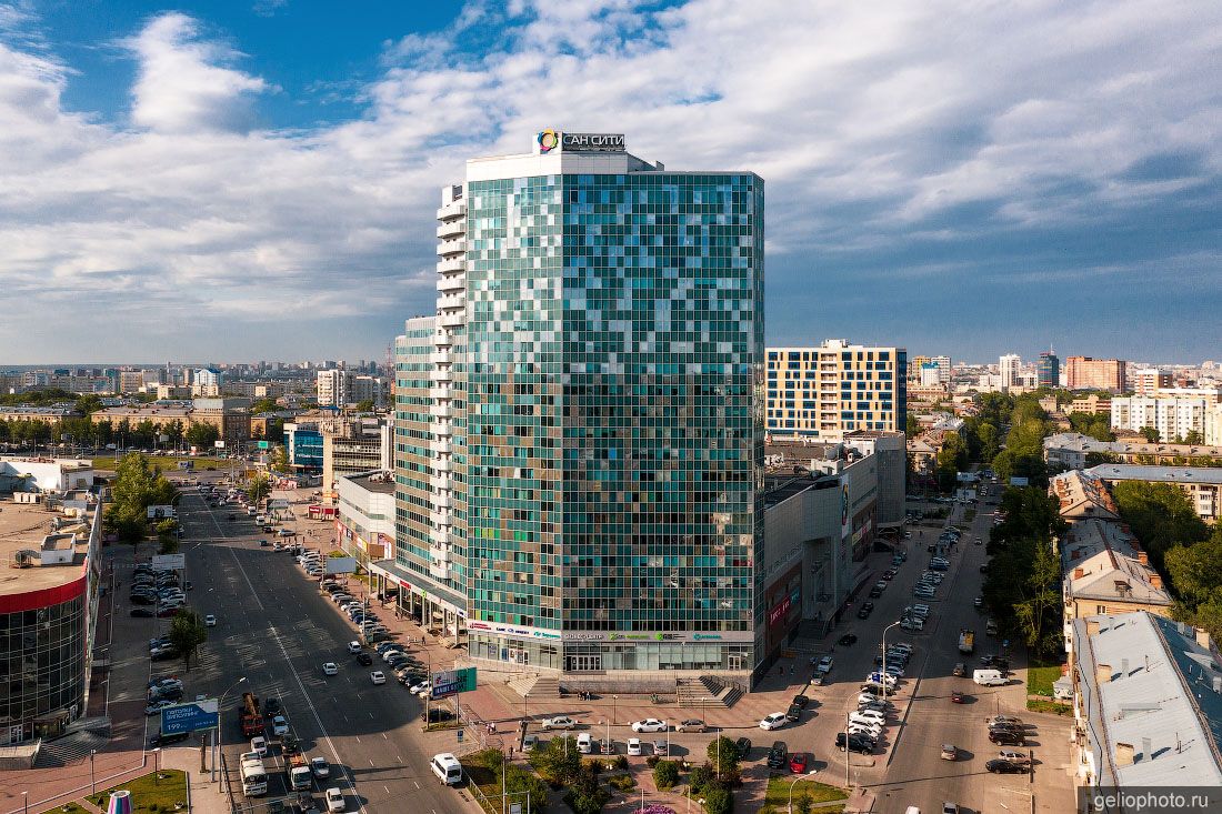 Бизнес-центр Сан-Сити в Новосибирске фото