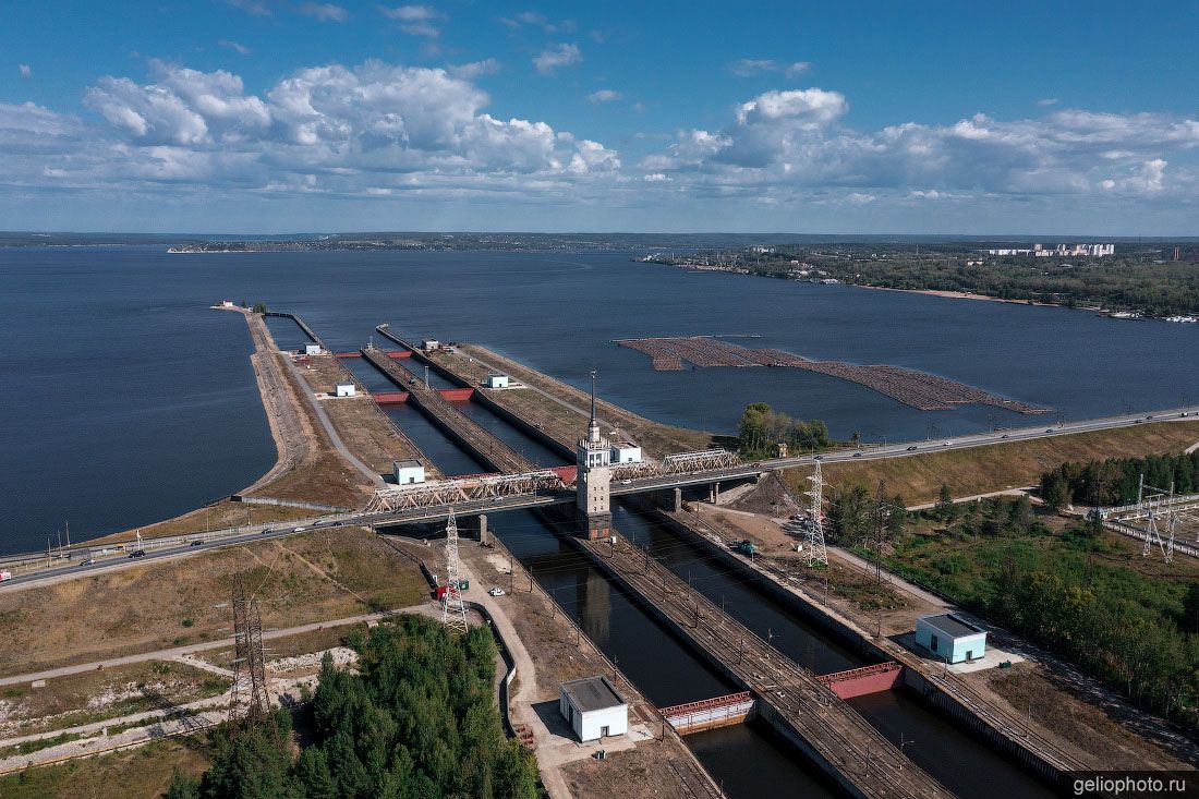 Шлюз Камской ГЭС фото