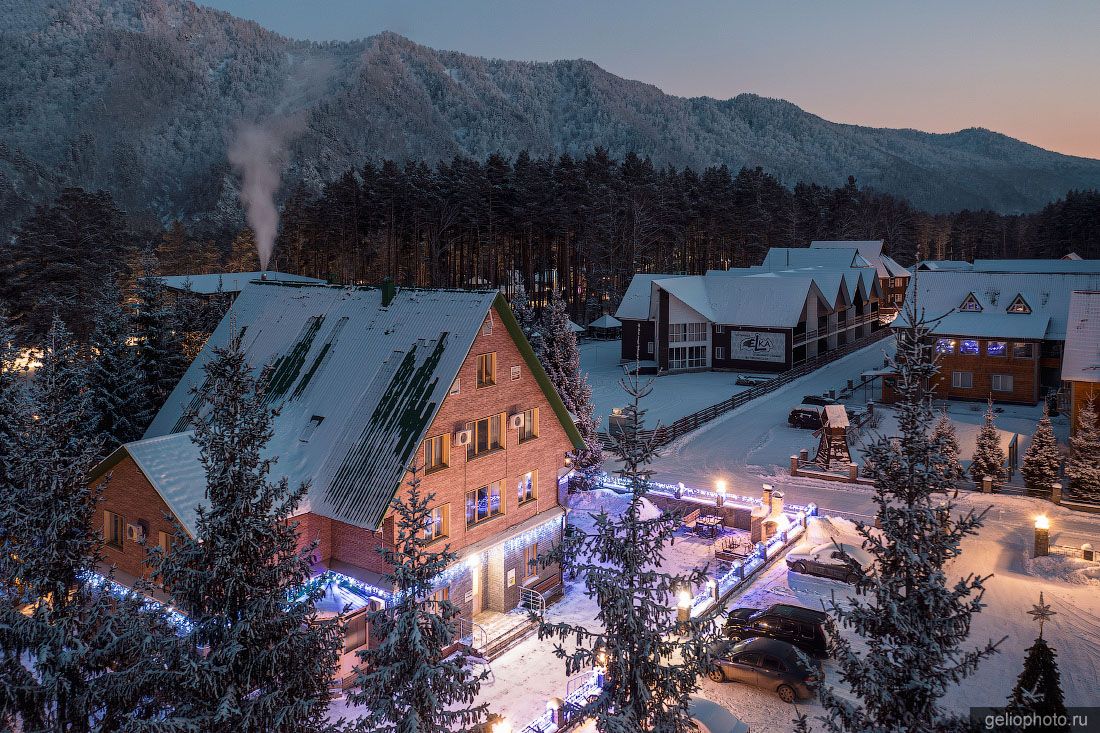 Туристический комплекс Бирюзовая катунь на Алтае фото