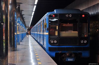 Станция Проспект Космонавтов Екатеринбургского метрополитена фото