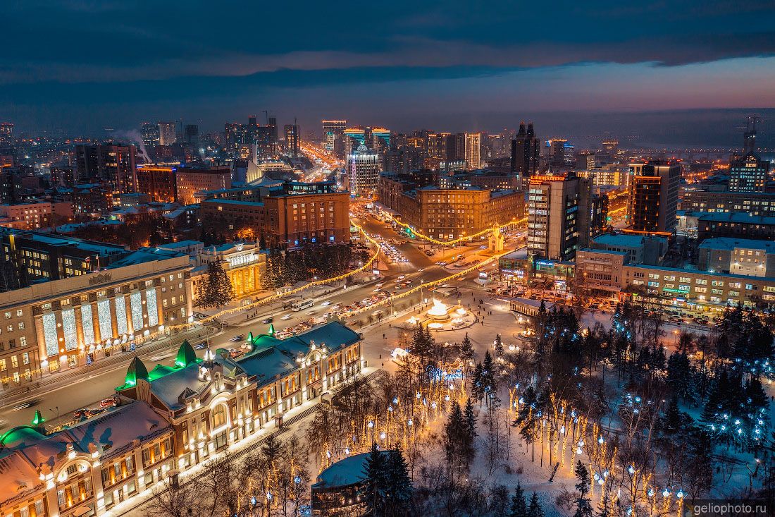 Центр Новосибирска зимой в Новый год фото Gelio Центр Новосибирска зимой в Новый год фото