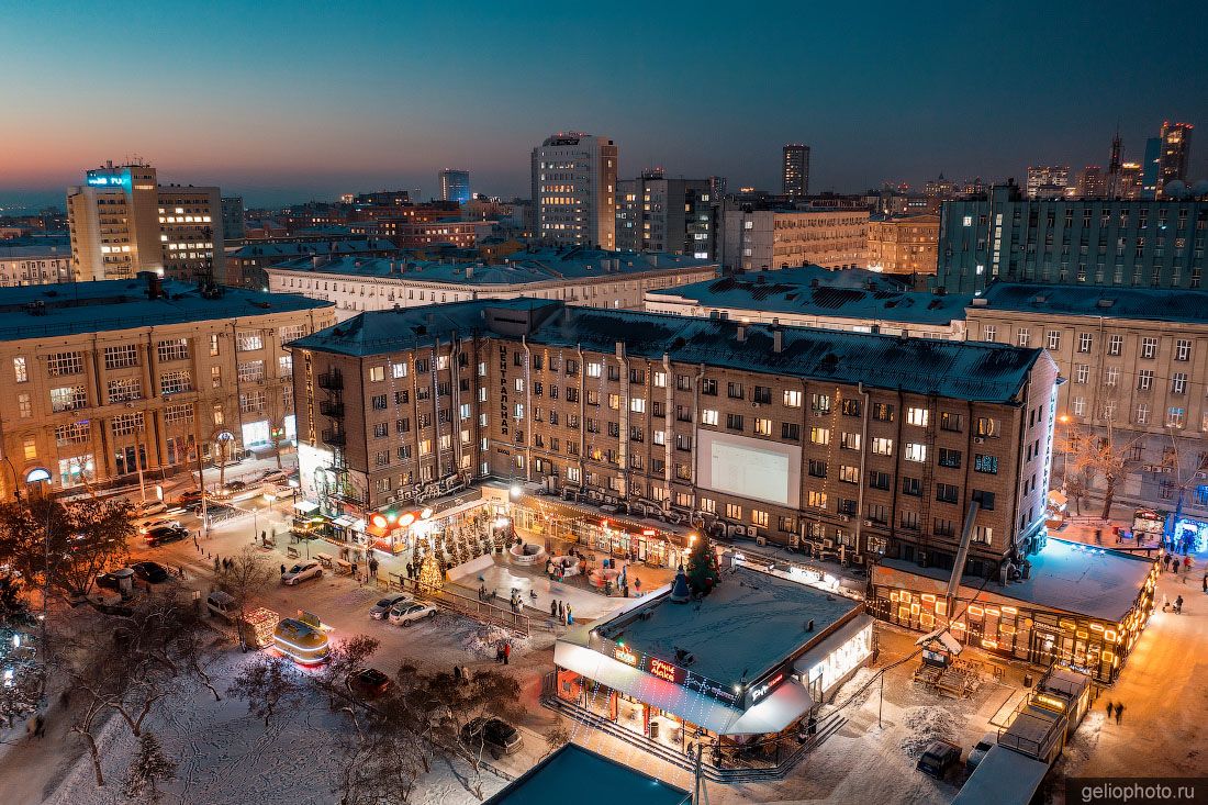 Гостиница Центральная в Новосибирске зимой фото