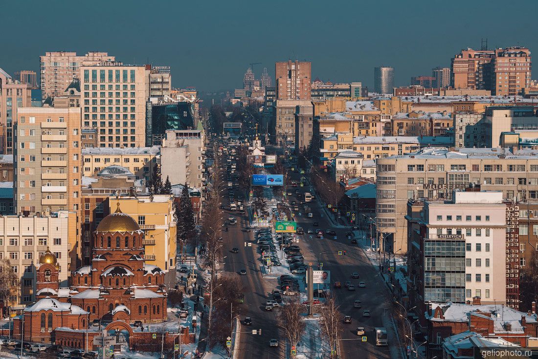 Собор Александра Невского в Новосибирске зимой фото