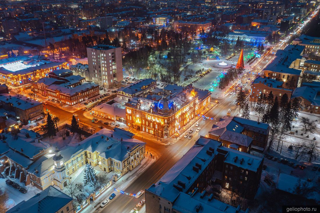 Проспект Ленина в Томске с высоты вечером фото