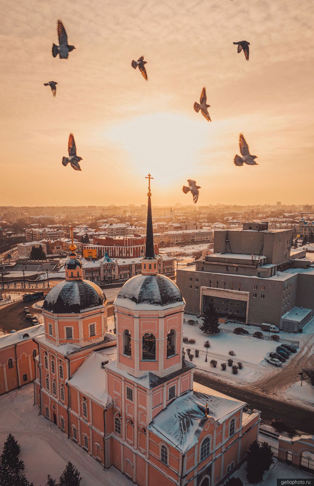 Богоявленский Кафедральный собор в Томске с высоты фото
