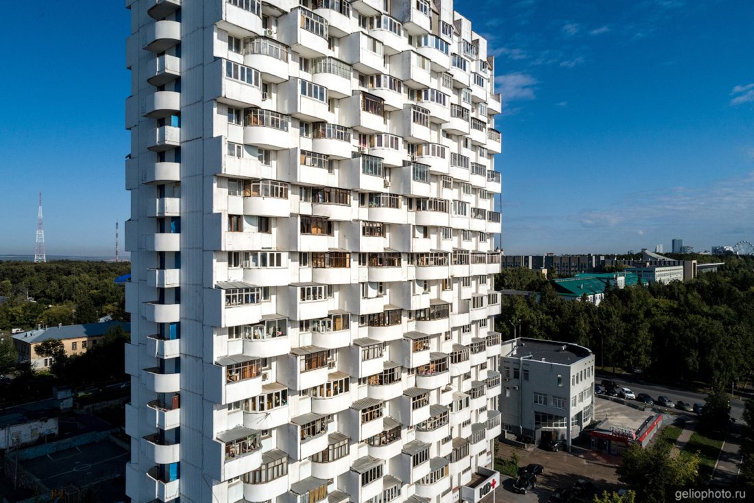 Дом на проспекте Октября в Уфе с высоты фото