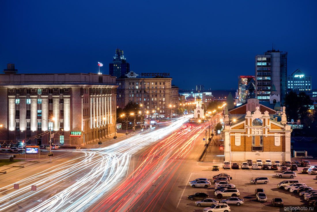 Вечерняя площадь Ленина в Новосибирске с высоты фото
