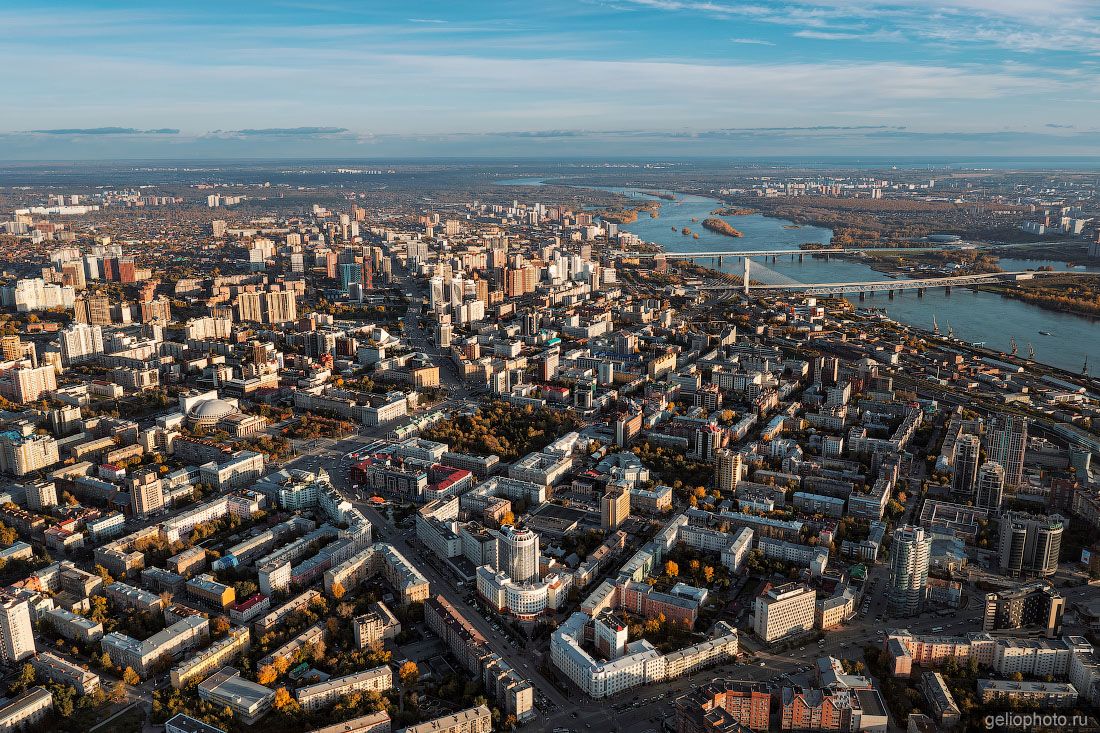 Центр Новосибирска с высоты осенью фото