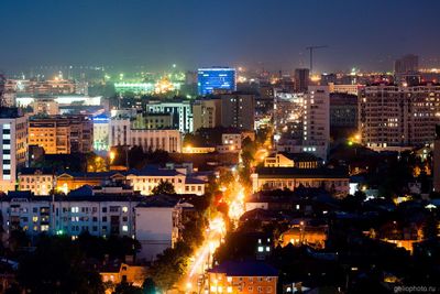 Улица Красная в Краснодаре вечером фото