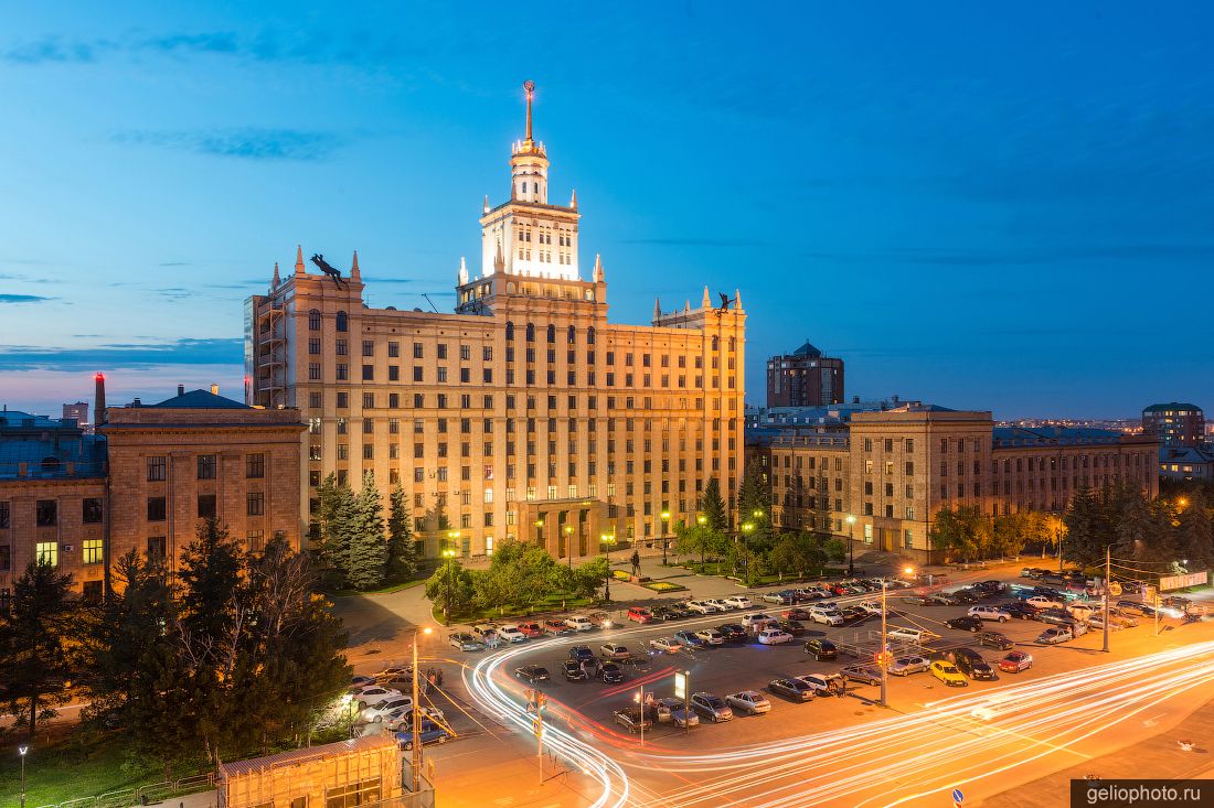 Главный корпус ЮУрГУ фото