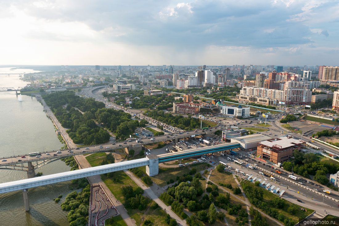 Михайловская набережная в Новосибирске с высоты фото