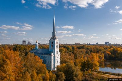 Церковь Петра и Павла в Ярославле фото