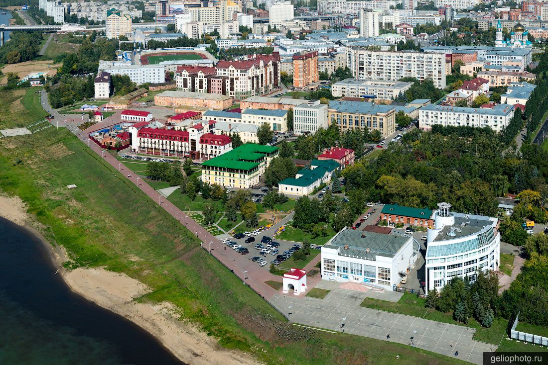 Набережная Тухачевского и историко-культурный комплекс Омская крепость фото