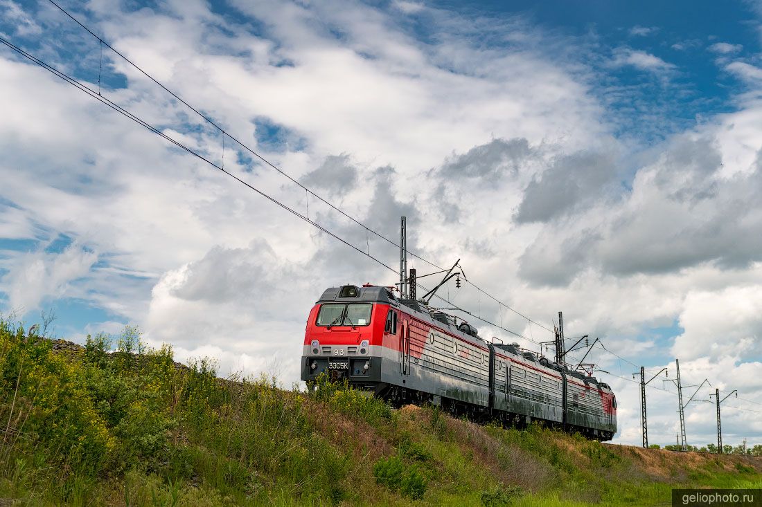 Электровоз 3ЭС5К на перегоне фото