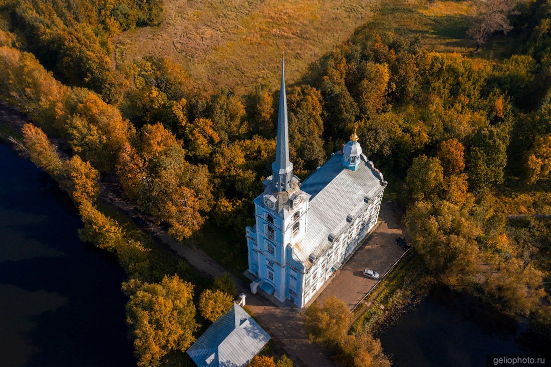 Церковь апостолов Петра и Павла в Ярославле фото