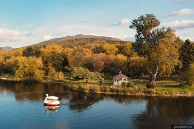 Озеро Верхнее в Южно-Сахалинске фото