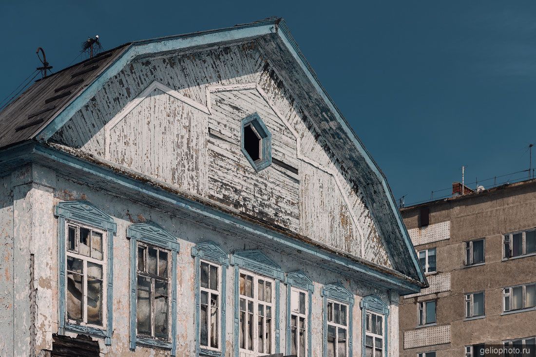 Бывший ТЦ Торгмортранс на Диксоне  фото