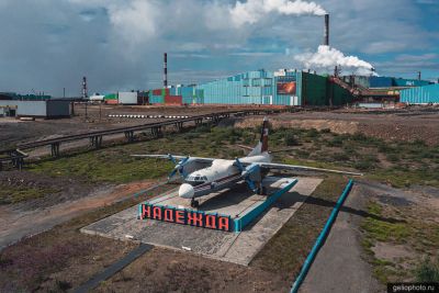 Памятник Символ Надежды в Норильске фото