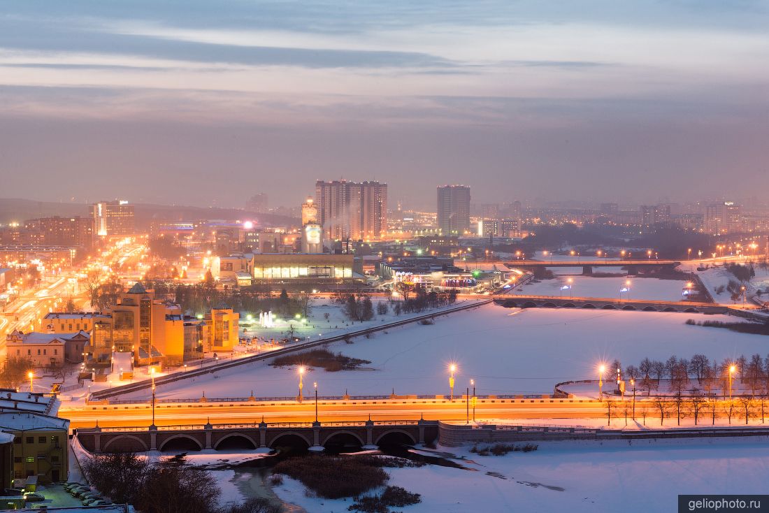 Троицкий мост в Челябинске с высоты фото
