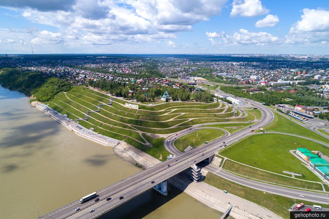Нагорный парк в Барнауле с высоты фото