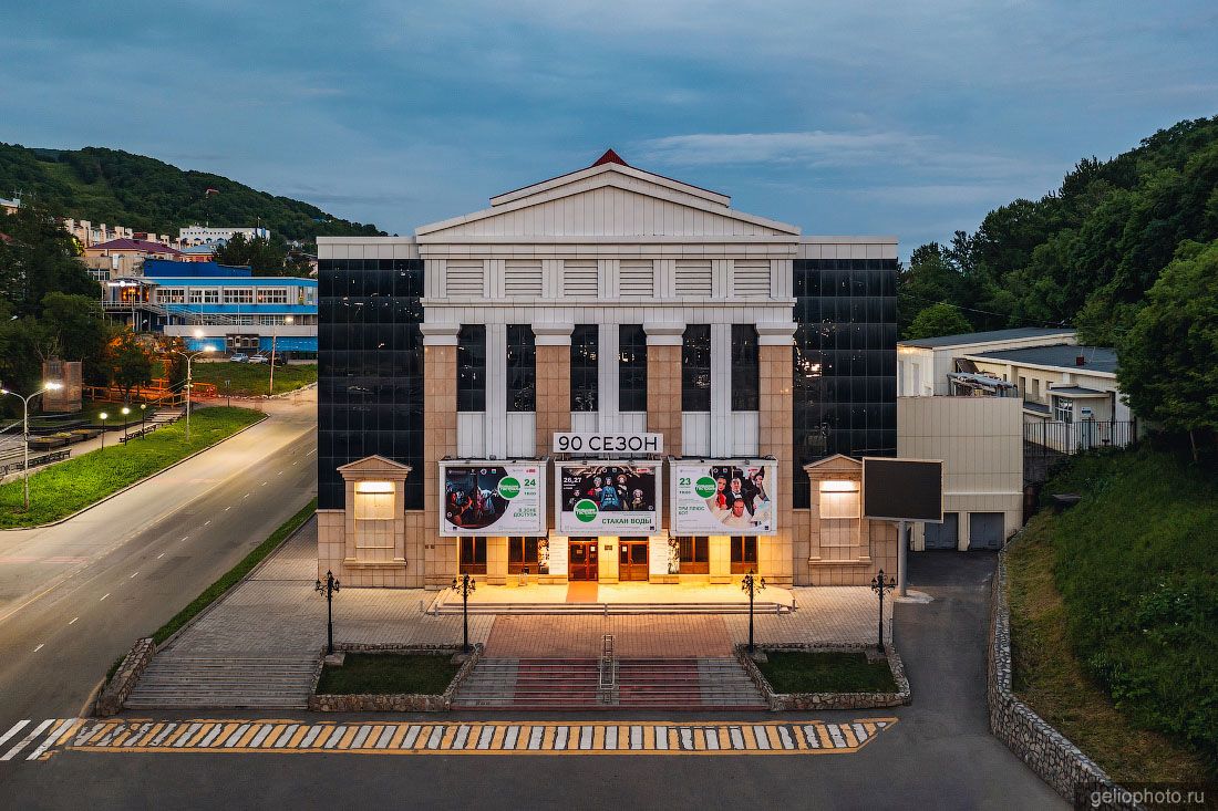 Театр драмы и комедии в Петропавловске-Камчатском фото