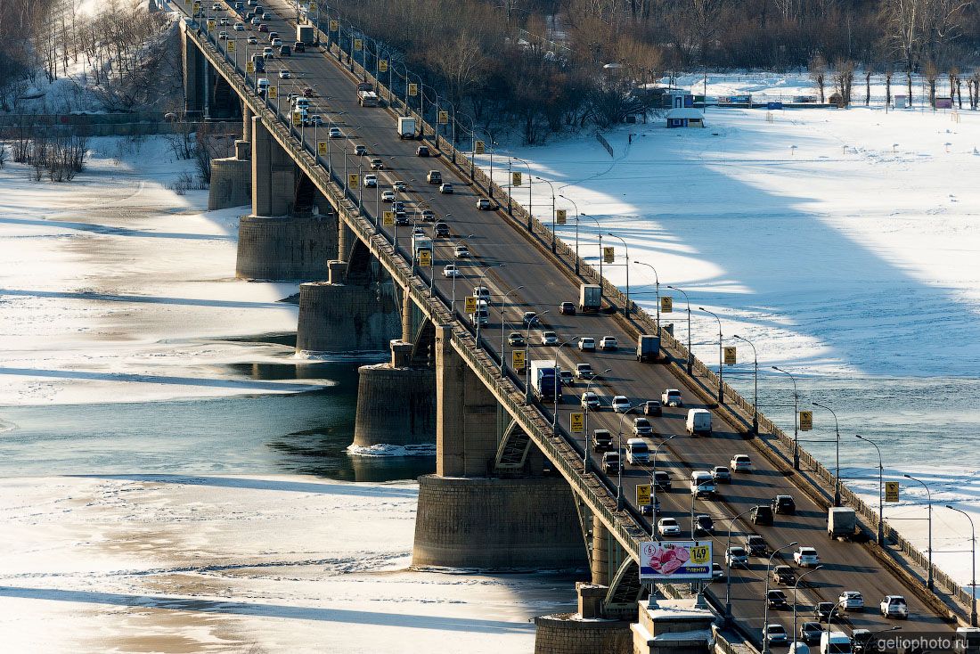 Октябрьский мост в Новосибирске зимой фото