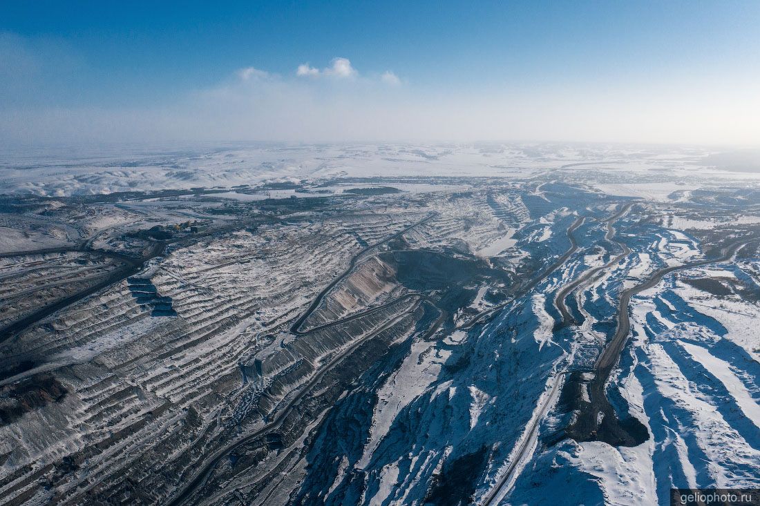 Бачатский угольный разрез в Кемеровской области фото