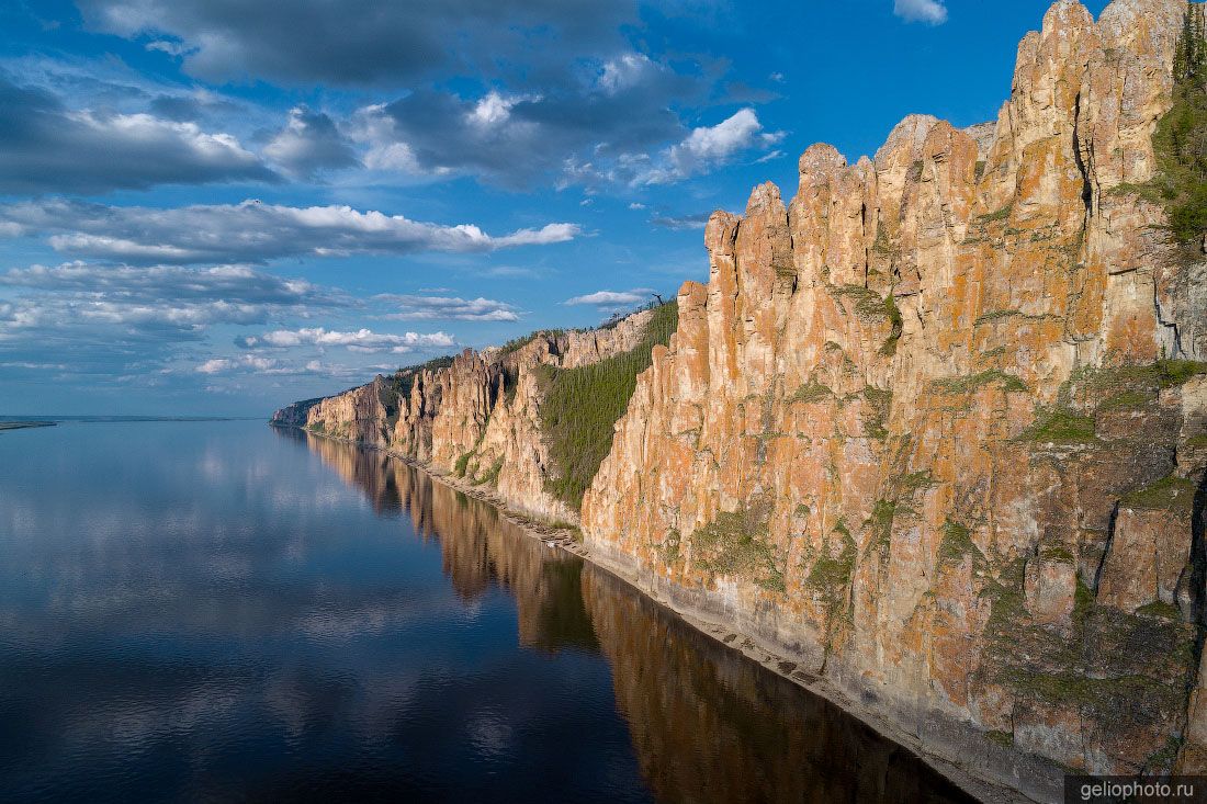 Ленские скалы в Якутии фото