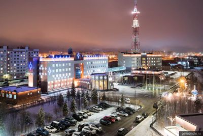 Центральный офис Газпром добыча Уренгой фото