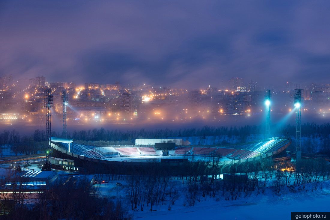 Стадион Центральный в Красноярске фото